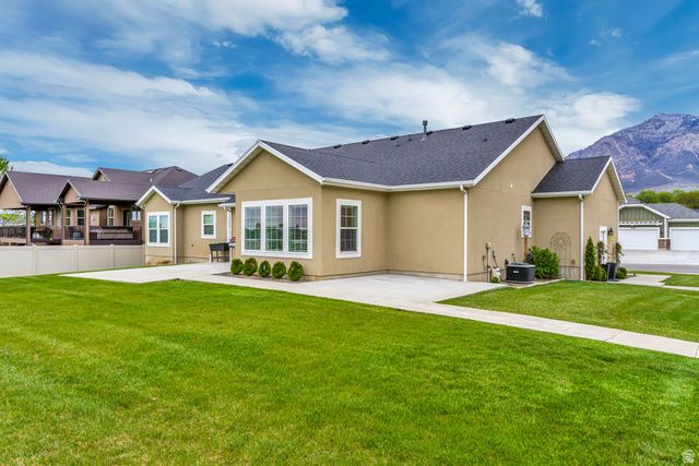 919 E 2050 N, North Ogden, UT 84414