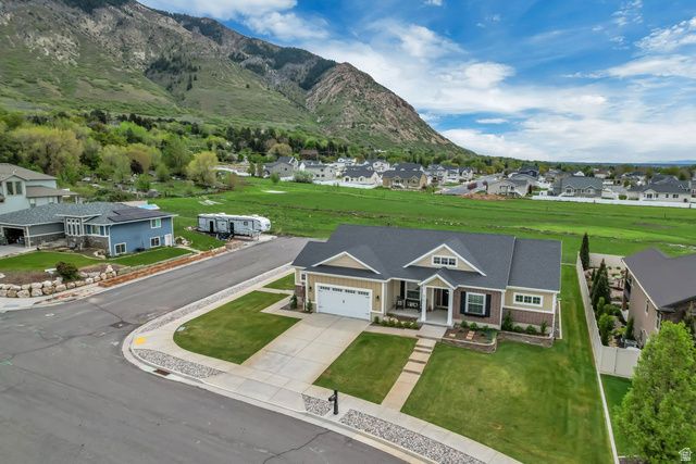 919 E 2050 N, North Ogden, UT 84414