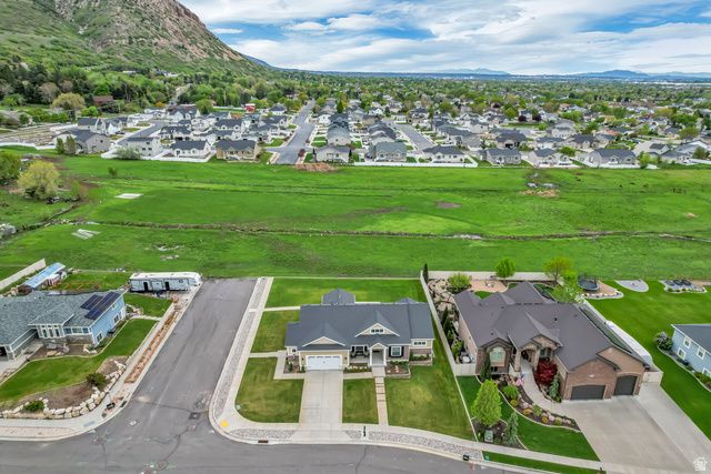 919 E 2050 N, North Ogden, UT 84414