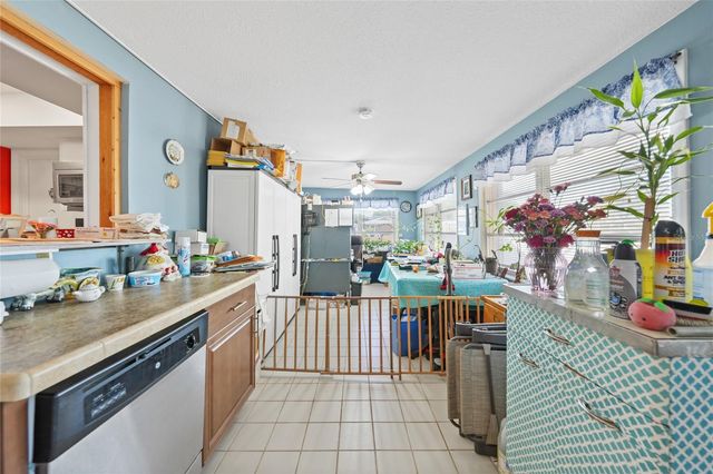 2555 BALTIC AVENUE, Port Charlotte, FL 33952