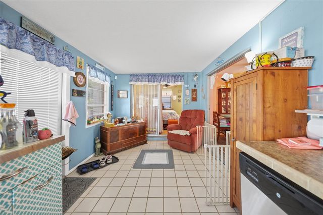 2555 BALTIC AVENUE, Port Charlotte, FL 33952