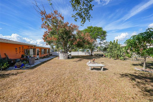 2555 BALTIC AVENUE, Port Charlotte, FL 33952