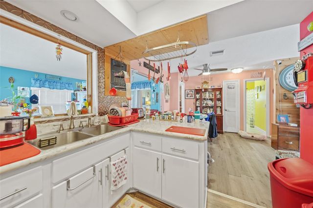 2555 BALTIC AVENUE, Port Charlotte, FL 33952