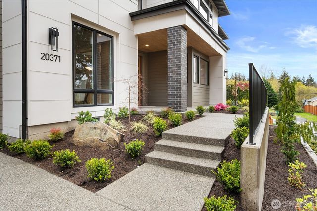 20371 80th Avenue NE, Kenmore, WA 98028