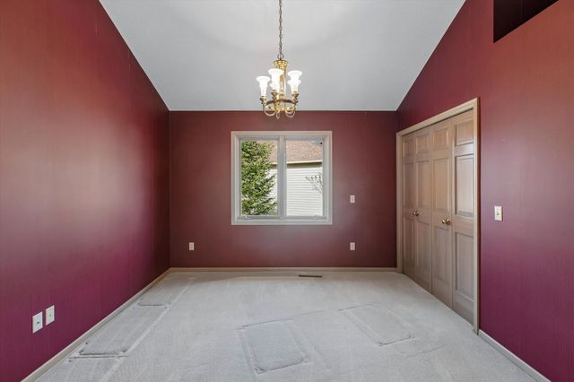 1001 Walden Court, Burnsville, MN 55337