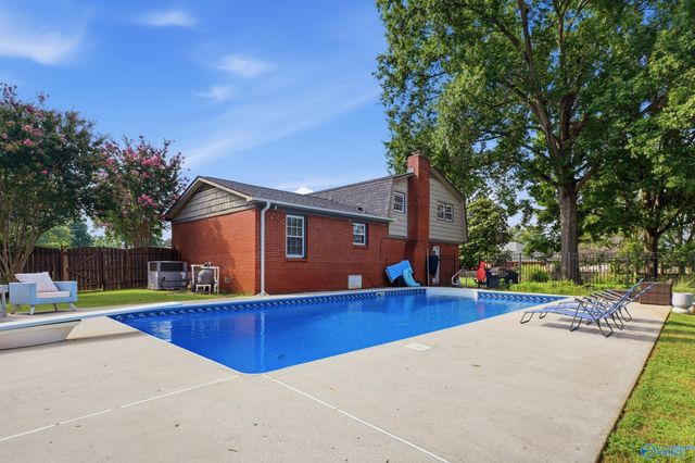 2204 Shannonhouse Road, Huntsville, AL 35803