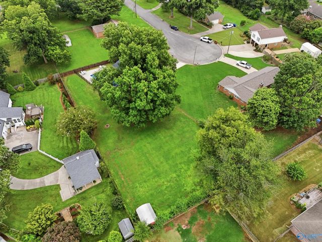2204 Shannonhouse Road, Huntsville, AL 35803