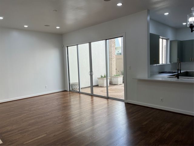 4304 Gilbert Avenue, Dallas, TX 75219