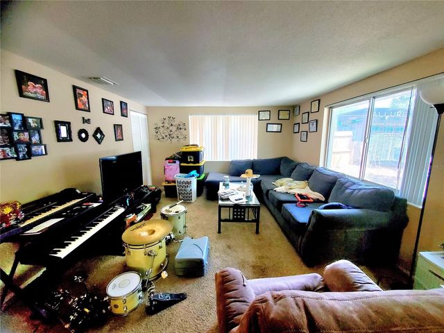 511 2ND AVENUE NE, Largo, FL 33770