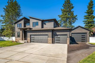 8805 CALIFORNIA ST, Rathdrum, ID 83858