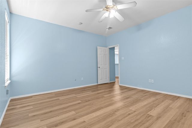 12652 Oakwood Circle, Fort Worth, TX 76040
