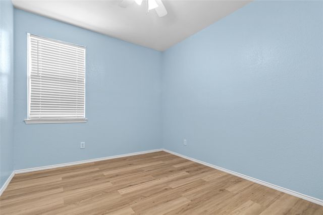 12652 Oakwood Circle, Fort Worth, TX 76040