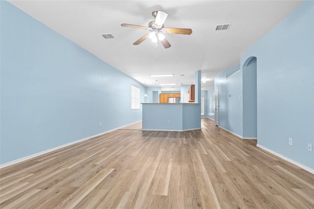 12652 Oakwood Circle, Fort Worth, TX 76040