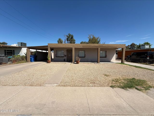 7221 N 26th Drive, Phoenix, AZ 85051