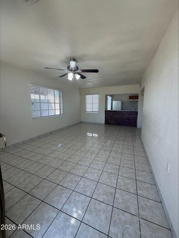 7221 N 26th Drive, Phoenix, AZ 85051