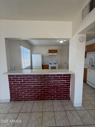 7221 N 26th Drive, Phoenix, AZ 85051