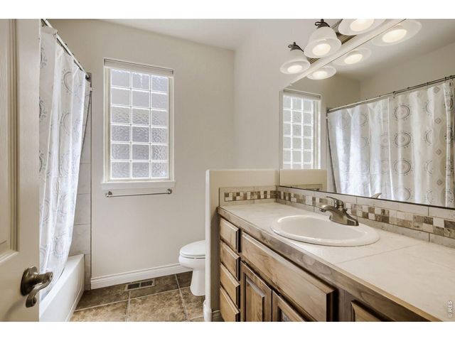 1979 Vista Dr, Loveland, CO 80538