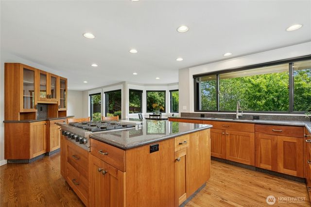 15102 93rd Place NE, Bothell, WA 98011