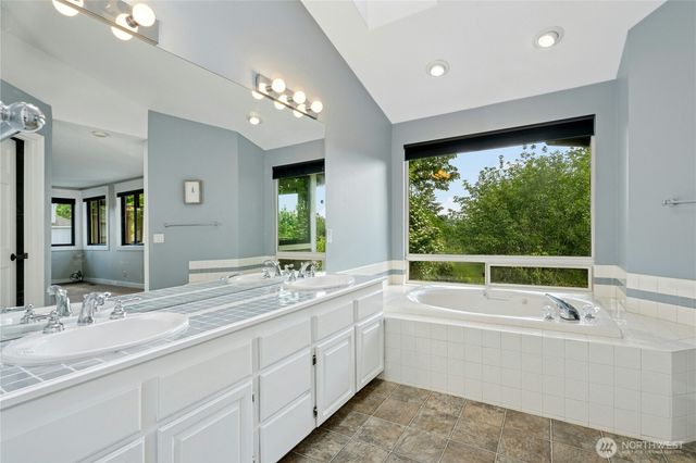 15102 93rd Place NE, Bothell, WA 98011