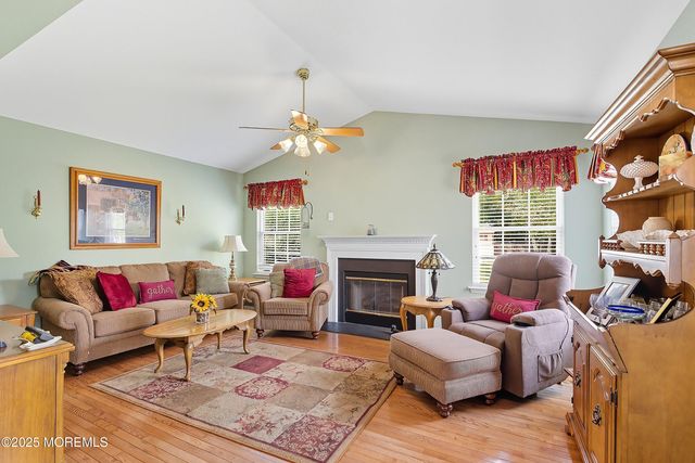 1990 Country Trce, Toms River, NJ 08753