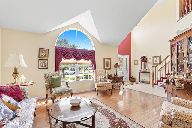 1990 Country Trce, Toms River, NJ 08753