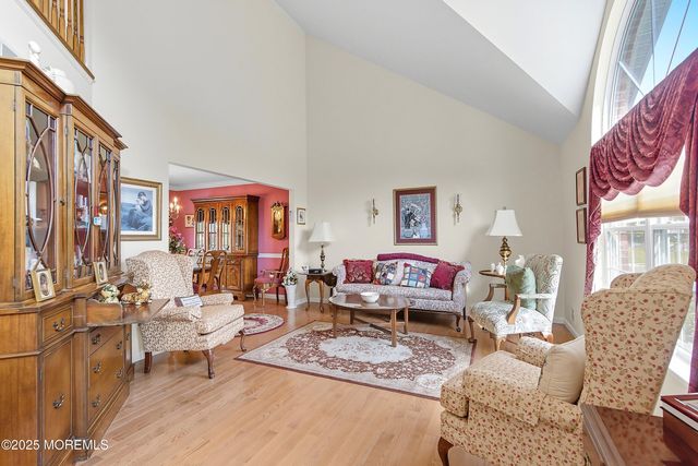 1990 Country Trce, Toms River, NJ 08753
