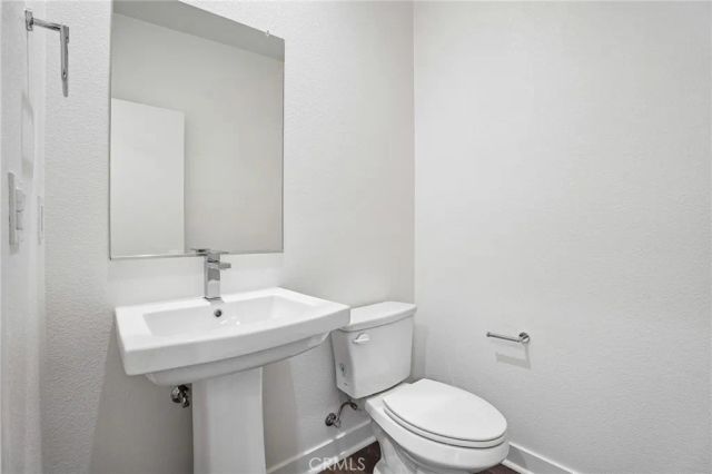 969 W Dhalia Street, Compton, CA 90220