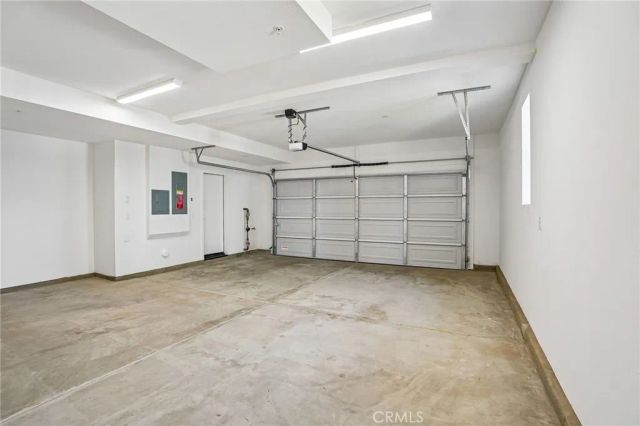 969 W Dhalia Street, Compton, CA 90220