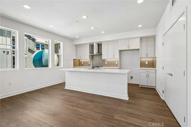 969 W Dhalia Street, Compton, CA 90220
