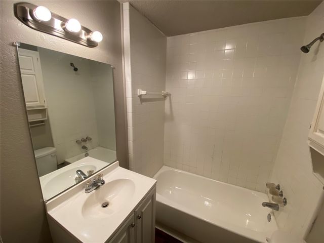 4427 Canal Street, Dallas, TX 75210