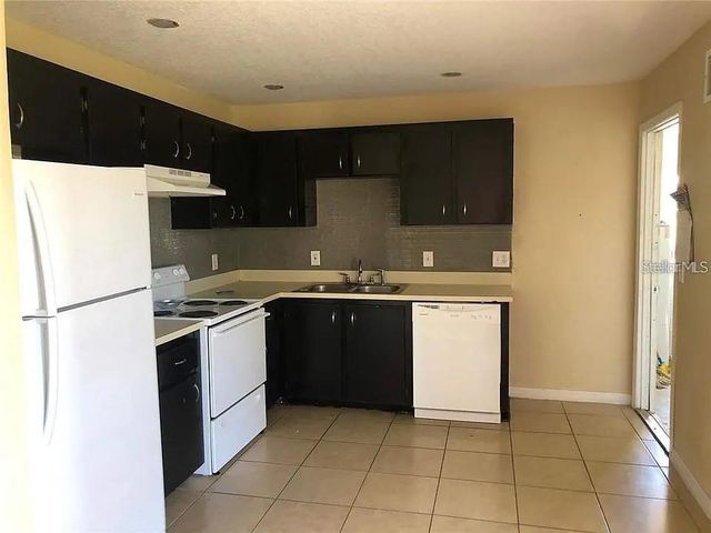 330 COLONADE COURT, Kissimmee, FL 34758