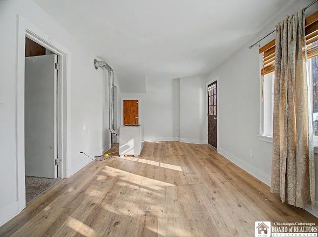 7 North Alleghany Avenue, Ellicott, NY 14701