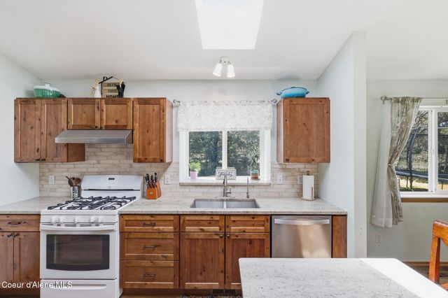 1870 W Judy K Dr, Rathdrum, ID 83858