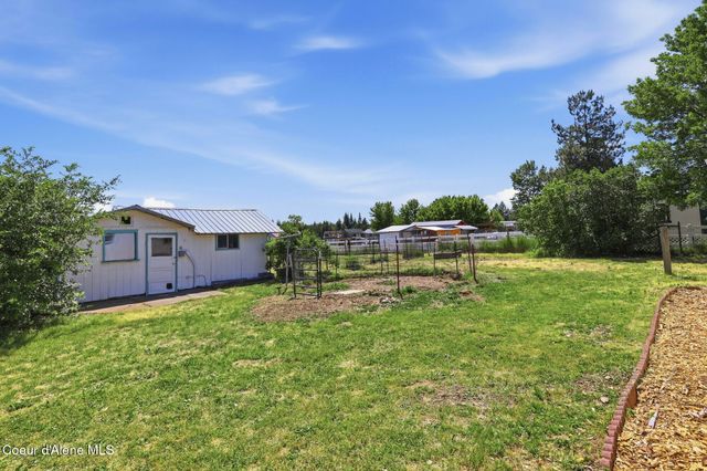 1870 W Judy K Dr, Rathdrum, ID 83858