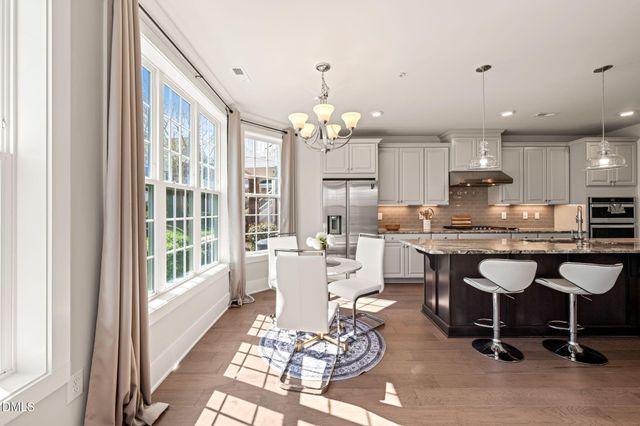 10320 Sablewood Drive, Raleigh, NC 27617