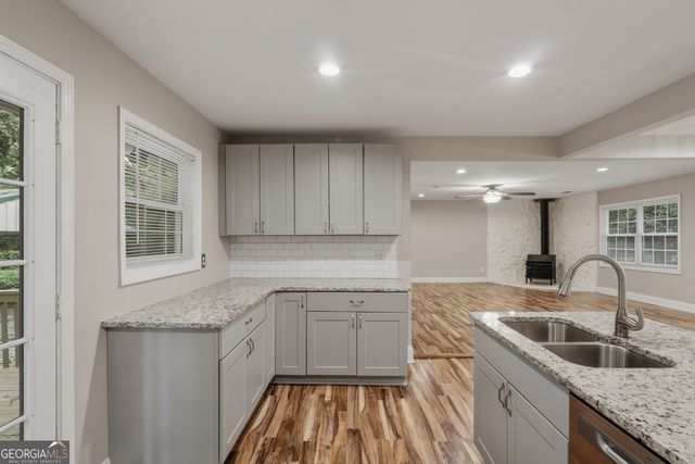 2162 Chestnut Place, Lithia Springs, GA 30122