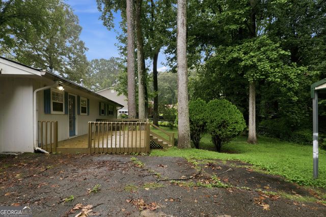 2162 Chestnut Place, Lithia Springs, GA 30122