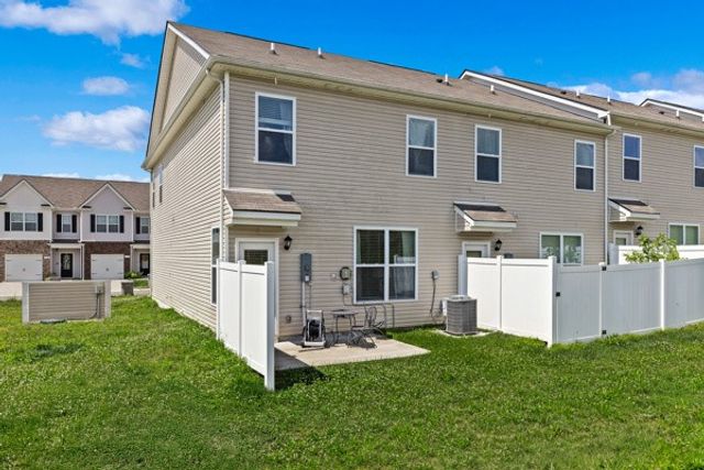 118 Champions Ln, Ashland City, TN 37015