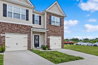 118 Champions Ln, Ashland City, TN 37015