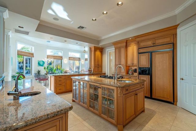 2356 NE 26th Street, Lighthouse Point, FL 33064