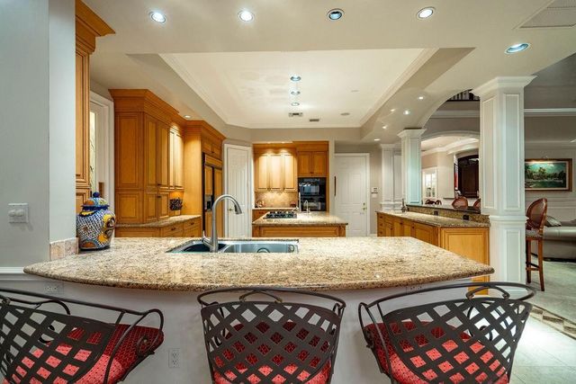 2356 NE 26th Street, Lighthouse Point, FL 33064