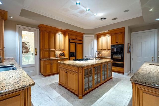 2356 NE 26th Street, Lighthouse Point, FL 33064