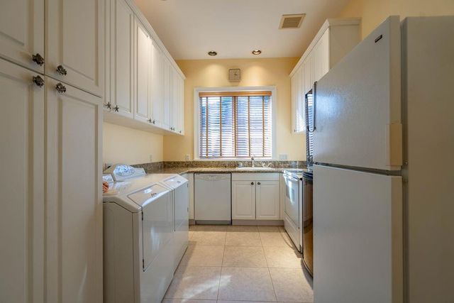 2356 NE 26th Street, Lighthouse Point, FL 33064