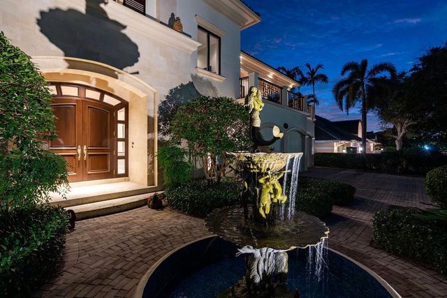 2356 NE 26th Street, Lighthouse Point, FL 33064