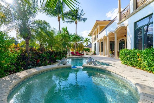 2356 NE 26th Street, Lighthouse Point, FL 33064