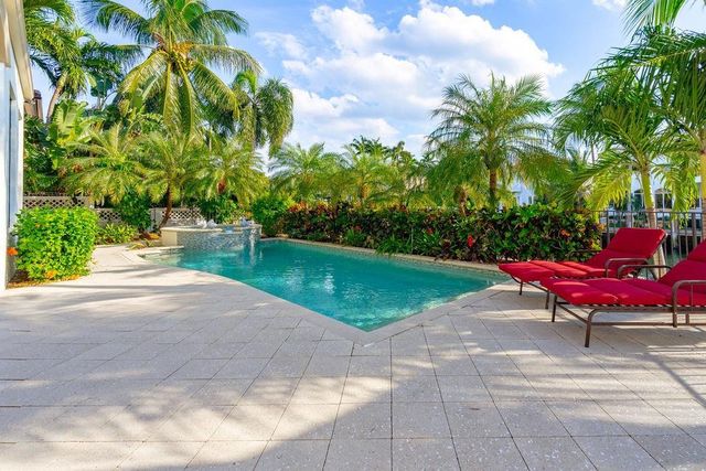 2356 NE 26th Street, Lighthouse Point, FL 33064