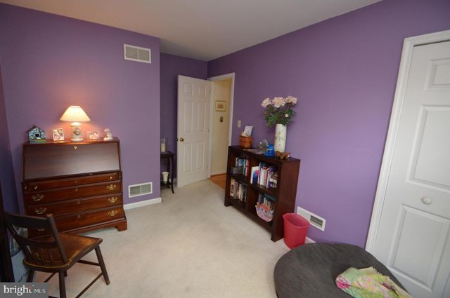 613 MALLARD DR, Manheim, PA 17545