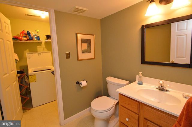 613 MALLARD DR, Manheim, PA 17545