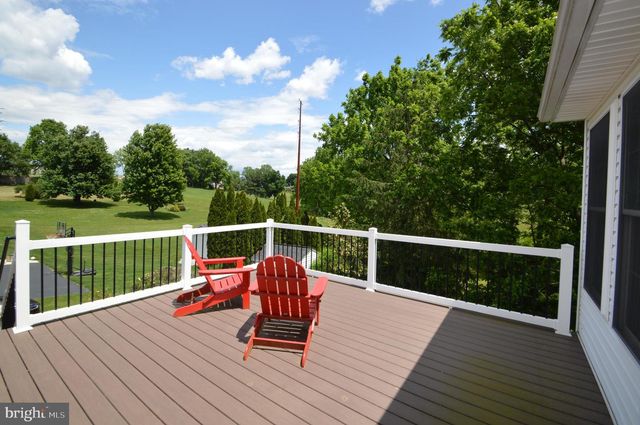 613 MALLARD DR, Manheim, PA 17545