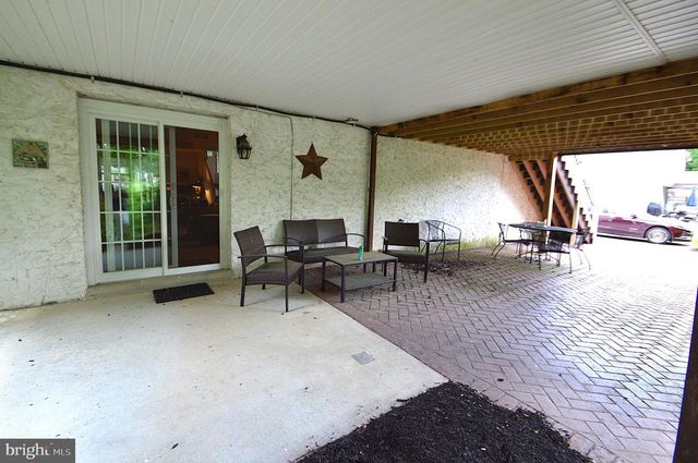 613 MALLARD DR, Manheim, PA 17545